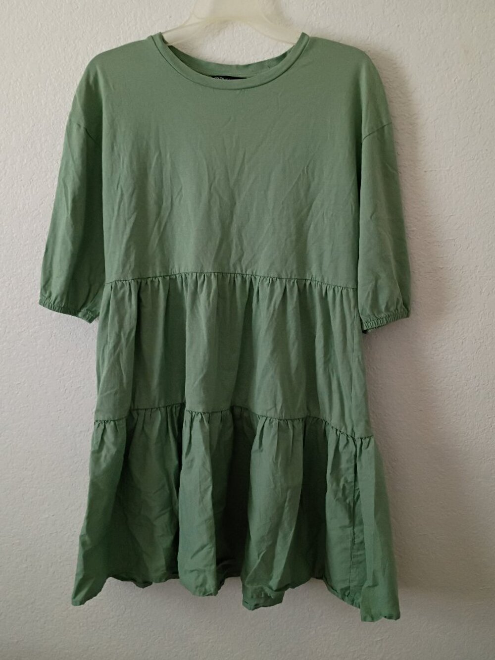 Zara Womens BOHO Babydoll Dress Size Small Green Tiered Short Sleeve Casual